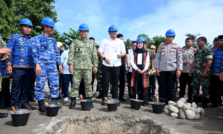 Gubernur Bobby Nasution Resmikan Pembangunan Gerai Koperasi Merah Putih di Sumut